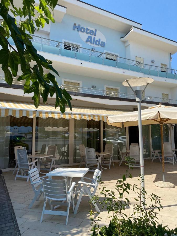 Hotel Alda แชร์เวีย ภายนอก รูปภาพ