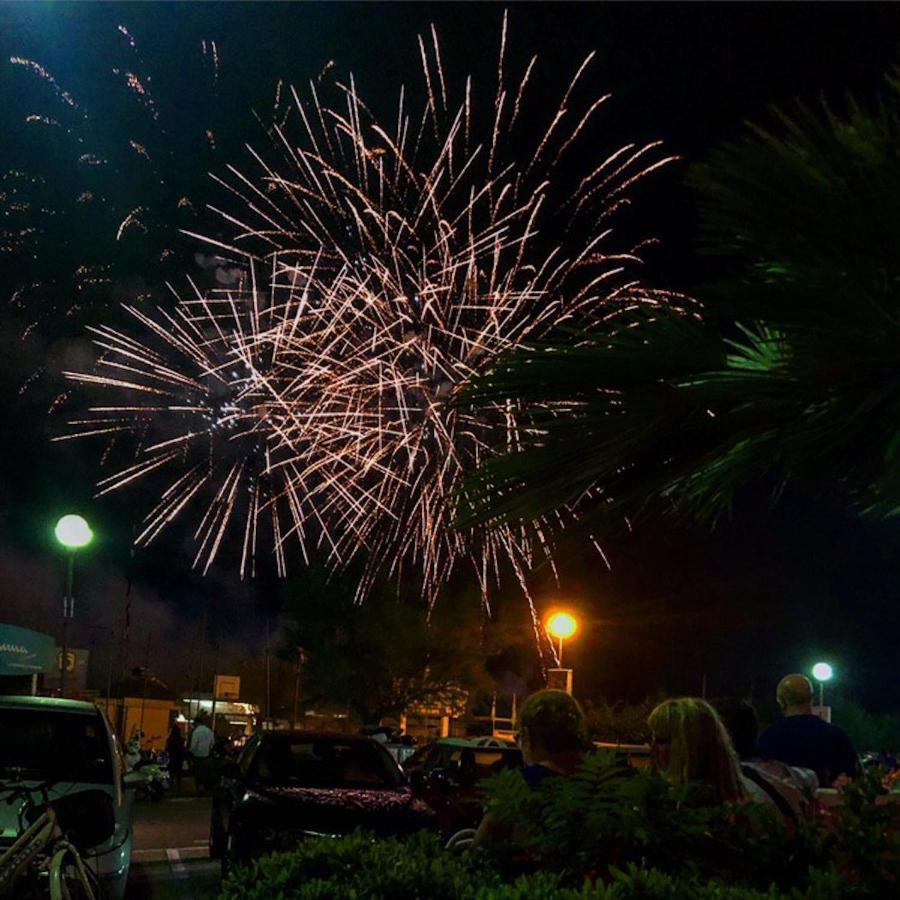 Hotel Alda แชร์เวีย ภายนอก รูปภาพ